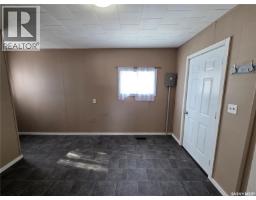 26 Fraser Street, Manor, SK S0C1R0 Photo 9