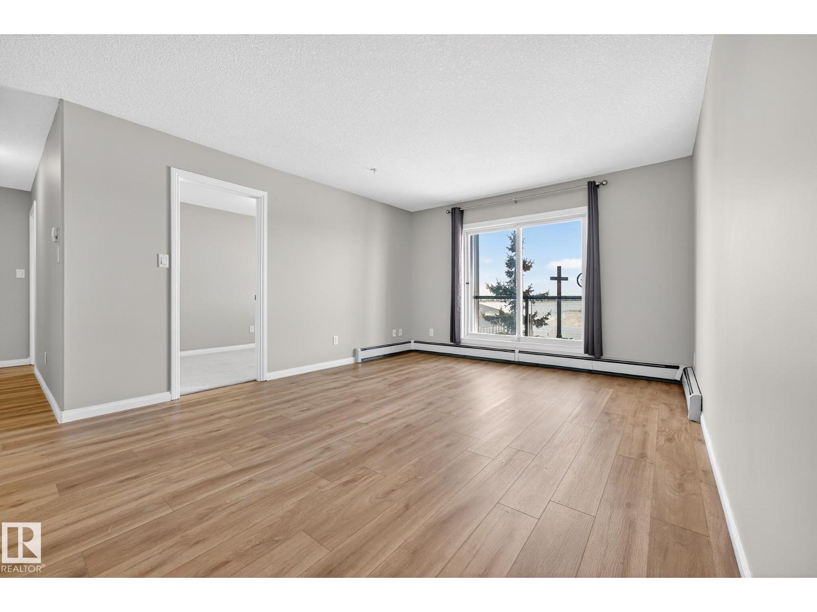 
          319 1204 156 Street NW
            <br/>
            <span>Edmonton</span>
            , 
            <span>AB</span>
             <span>T6R0R6</span>
         - Photo 15