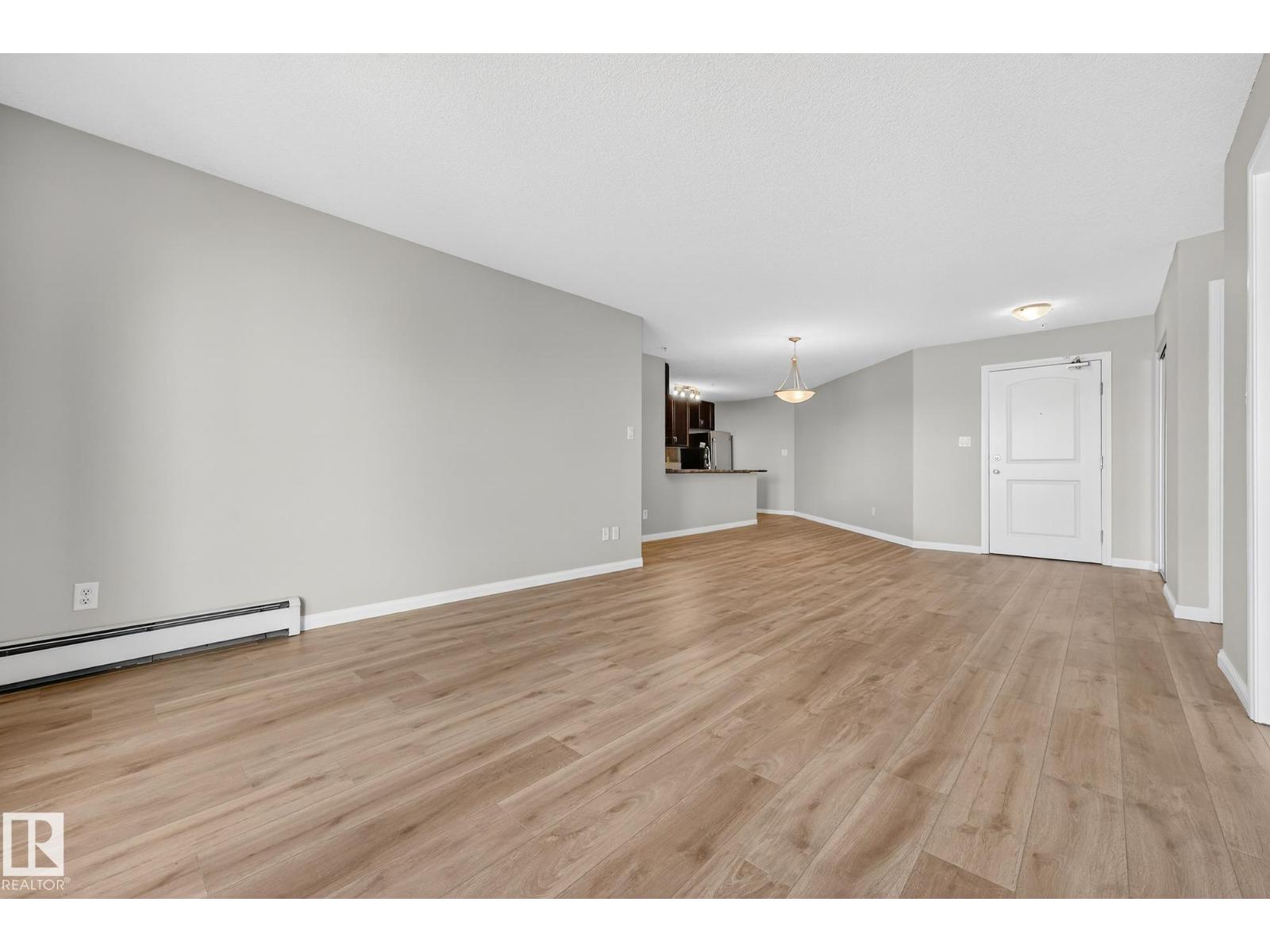 
          319 1204 156 Street NW
            <br/>
            <span>Edmonton</span>
            , 
            <span>AB</span>
             <span>T6R0R6</span>
         - Photo 20