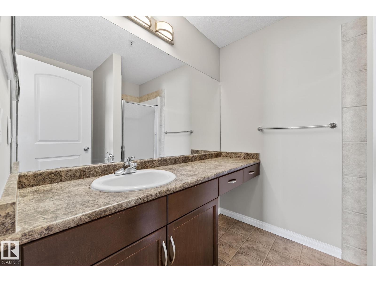 
          319 1204 156 Street NW
            <br/>
            <span>Edmonton</span>
            , 
            <span>AB</span>
             <span>T6R0R6</span>
         - Photo 28