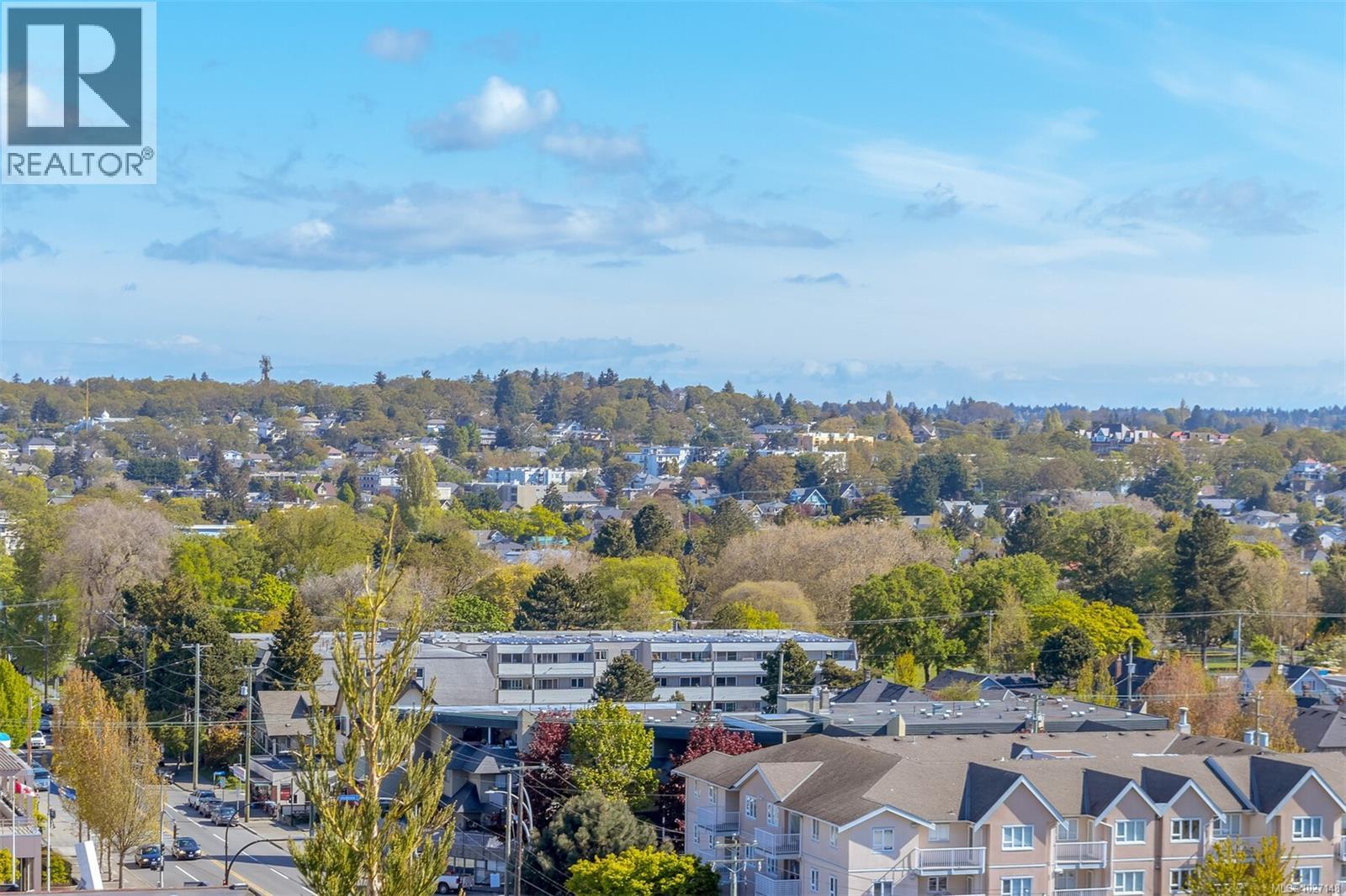 809 1630 Quadra Street, Victoria