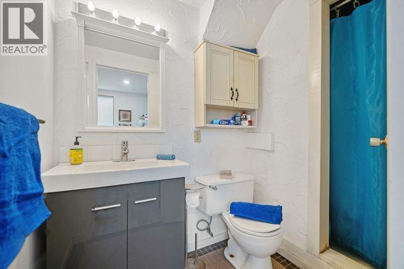 225 67A STREET, Delta