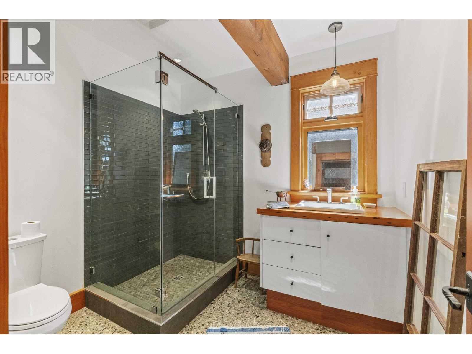 329 ESPLANADE ROAD, Keats Island