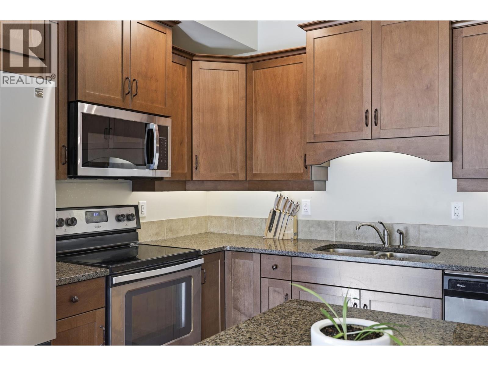 755 MCGILL Road Unit# 405, Kamloops