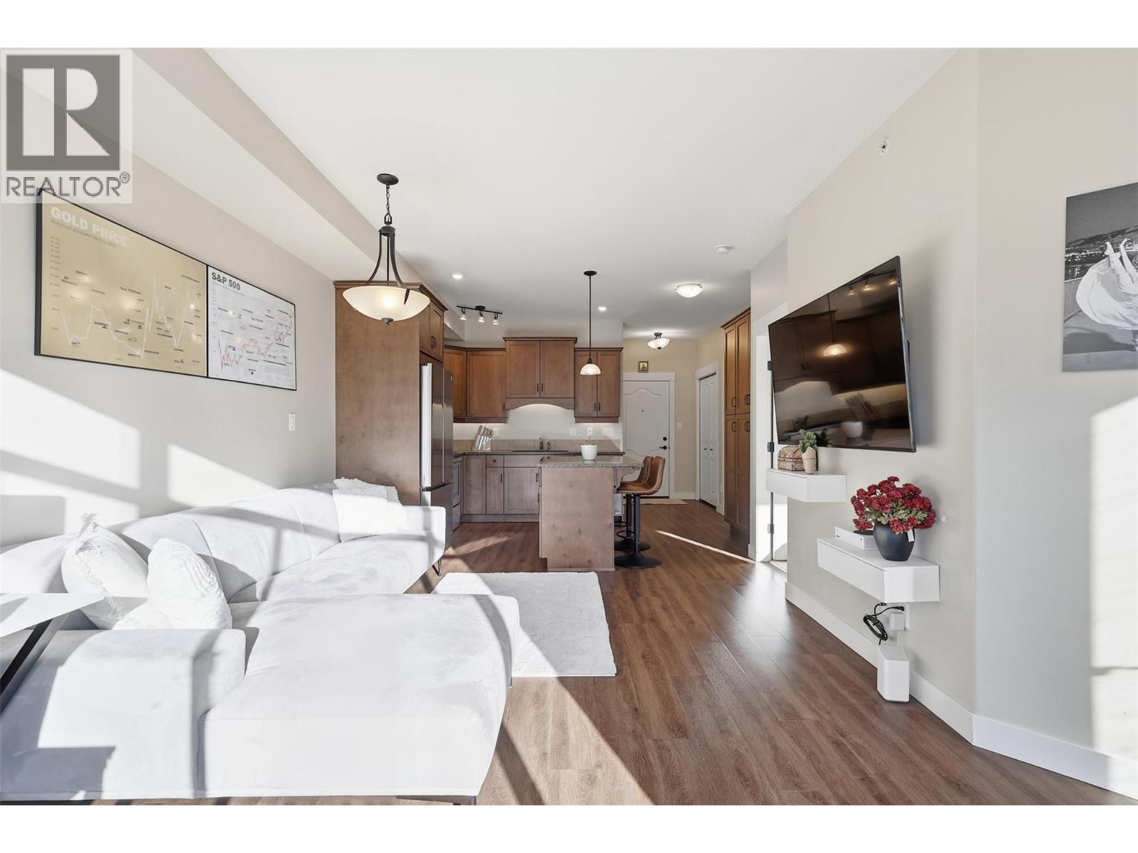 755 MCGILL Road Unit# 405, Kamloops