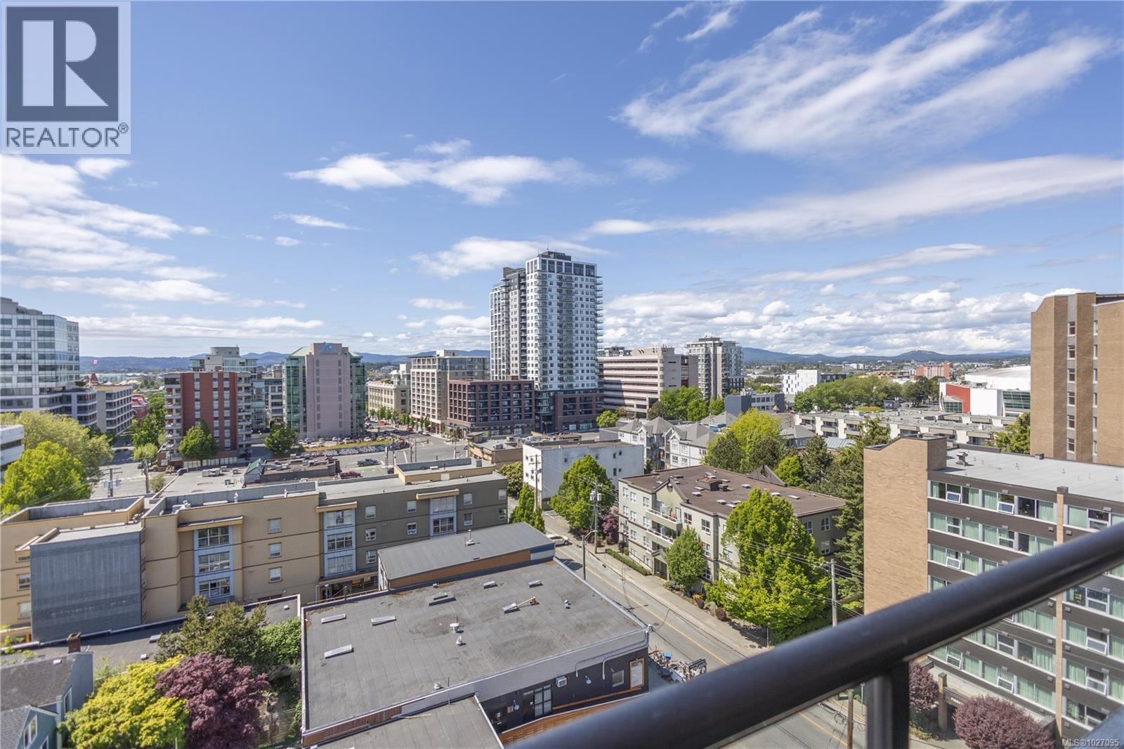 #1004 1630 Quadra St - 17