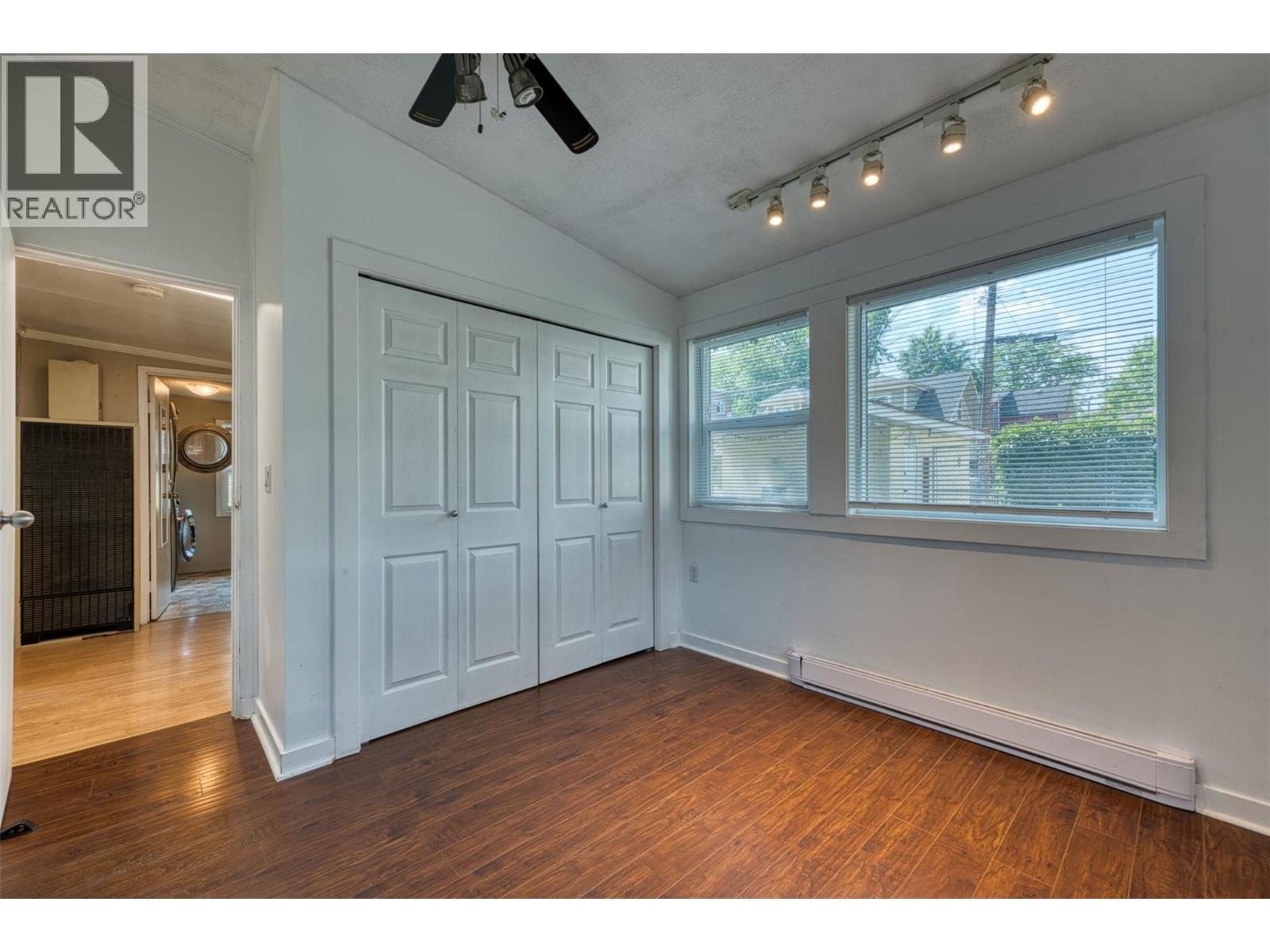  859 Lawson Avenue, Kelowna