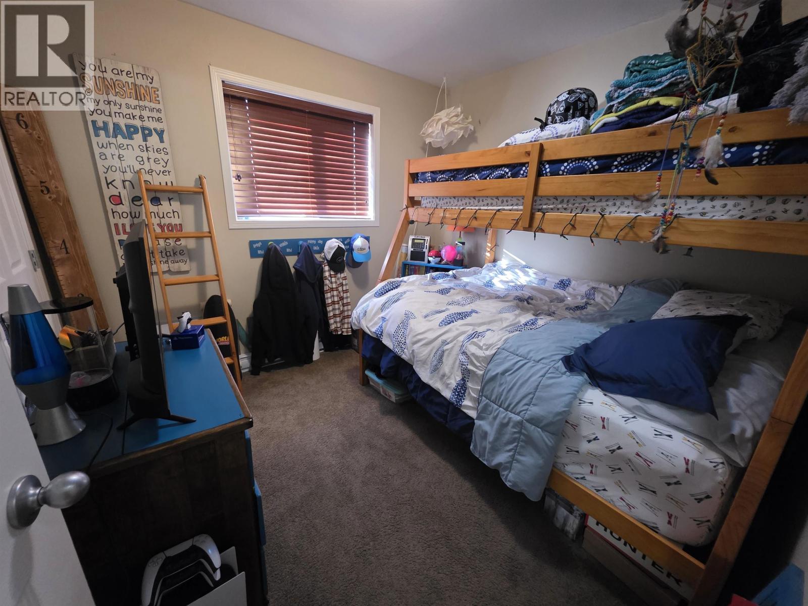 3727 DOBBIE Street, Terrace