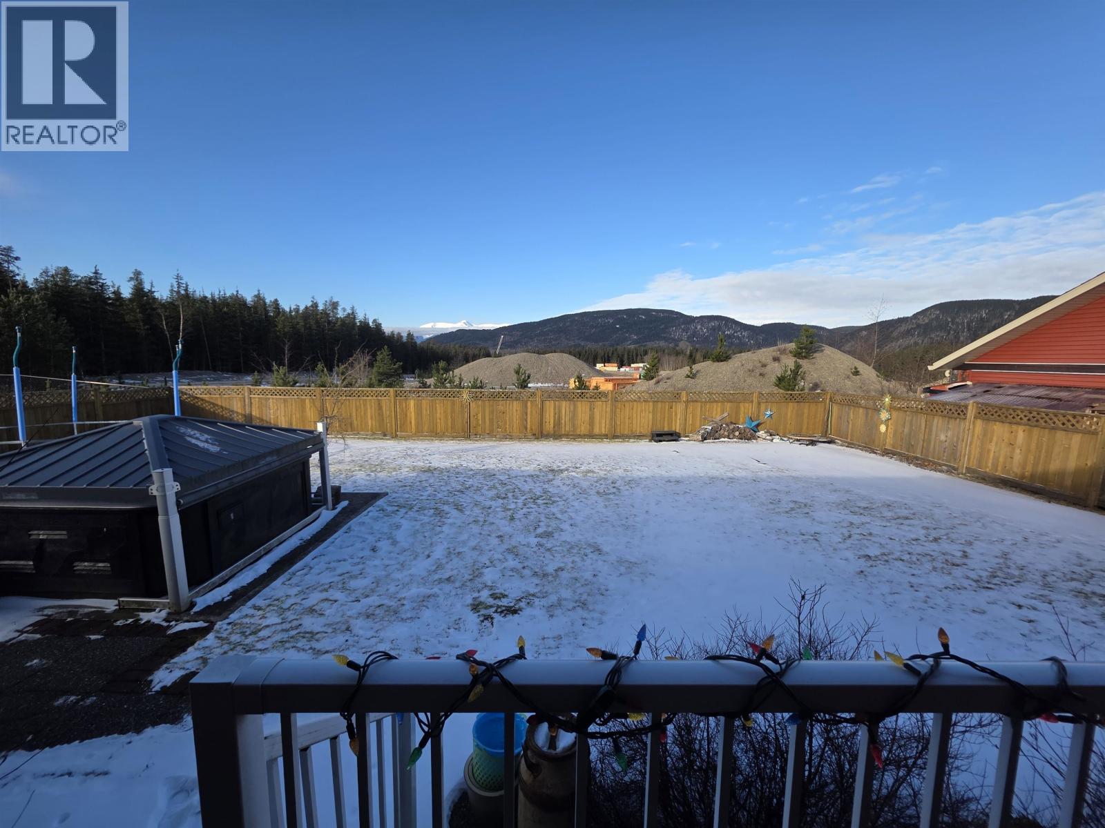 3727 DOBBIE Street, Terrace