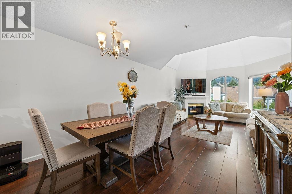 413 1220 LASALLE PLACE - Photo 5 of 40, Coquitlam, British Columbia