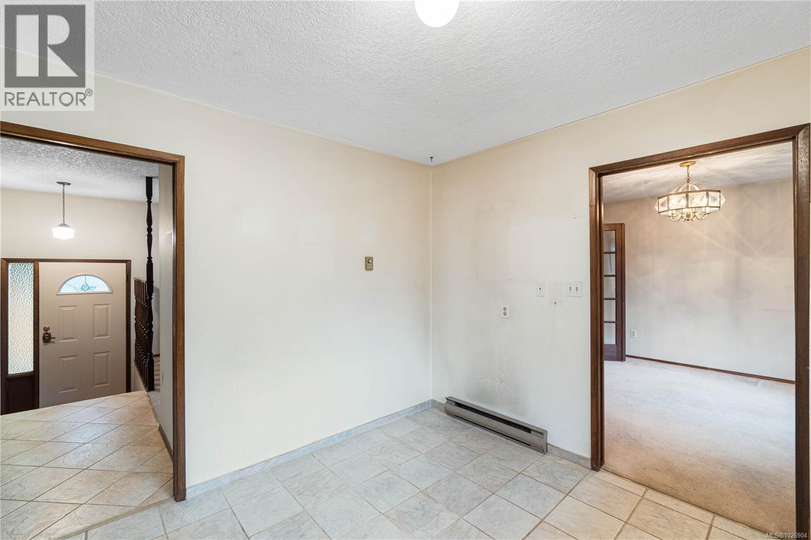 666 Tamarack Dr, Qualicum Beach