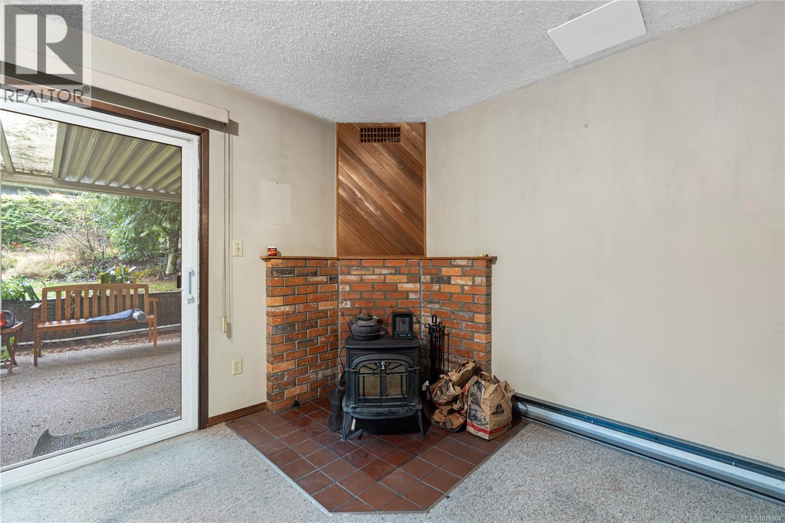 666 Tamarack Dr, Qualicum Beach