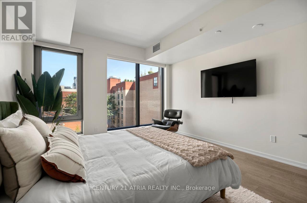 504 - 60 COLBORNE STREET - Photo 3 of 18, Toronto (Church-Yonge Corridor), Ontario