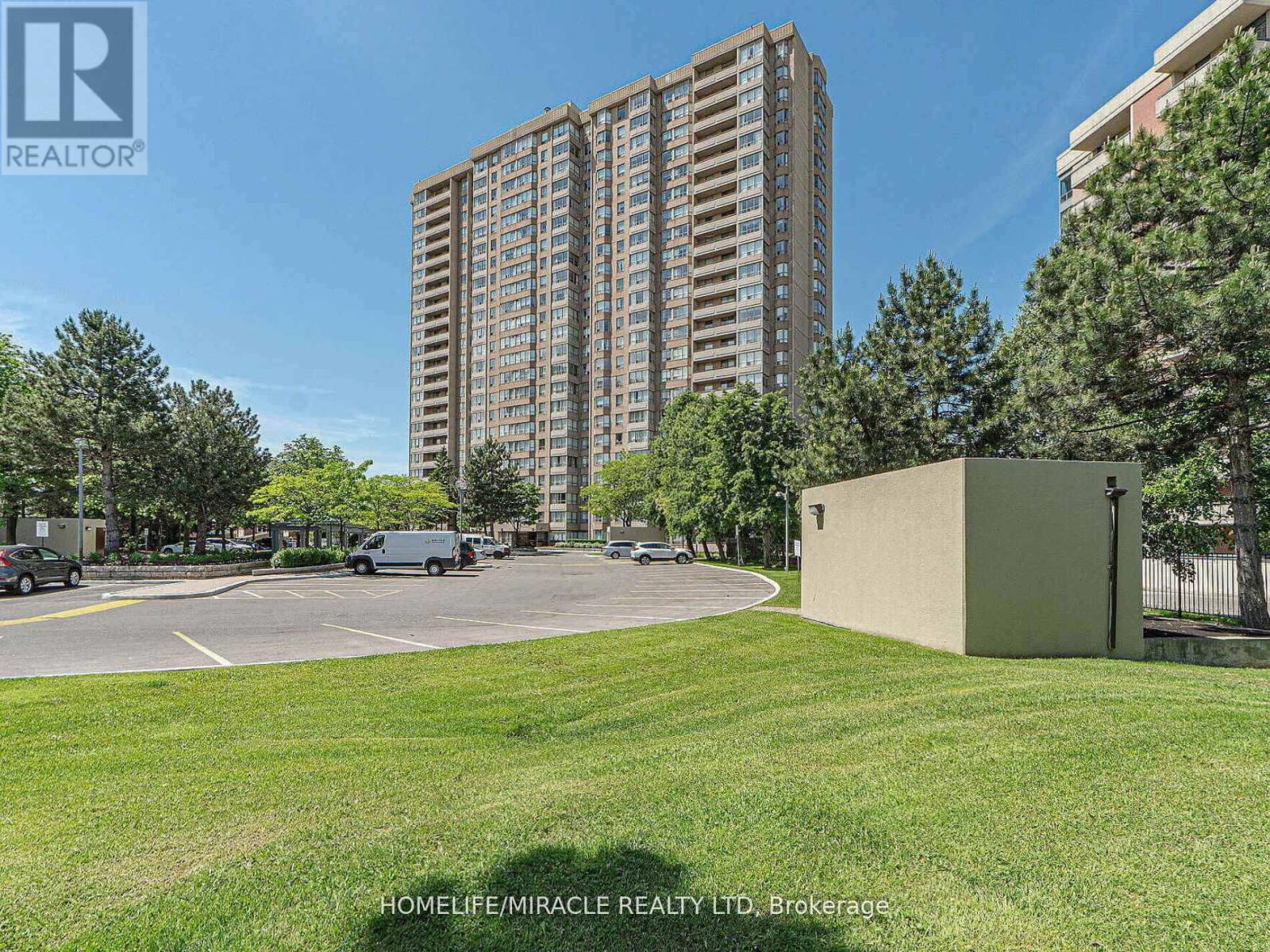 #1809 30 MALTA AVENUE - 2
