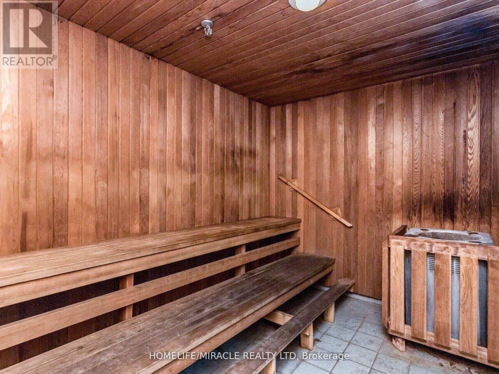 #1809 30 MALTA AVENUE - 37