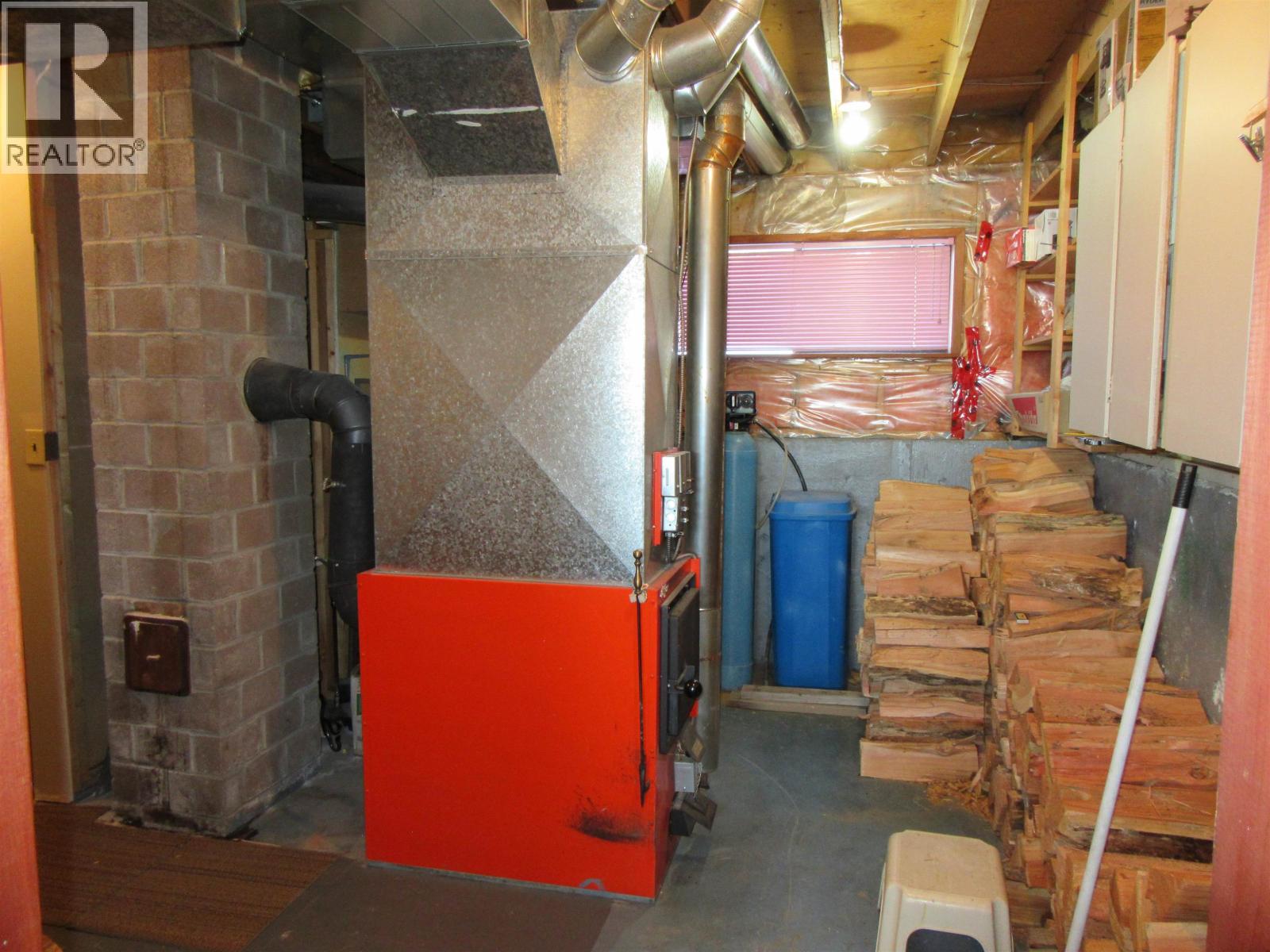 7568 BURGESS ROAD - 35