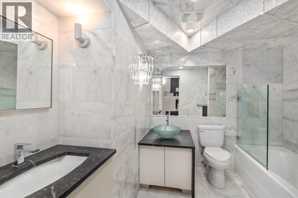 Single Family House for Sale in    Avenue SW Mission Calgary 