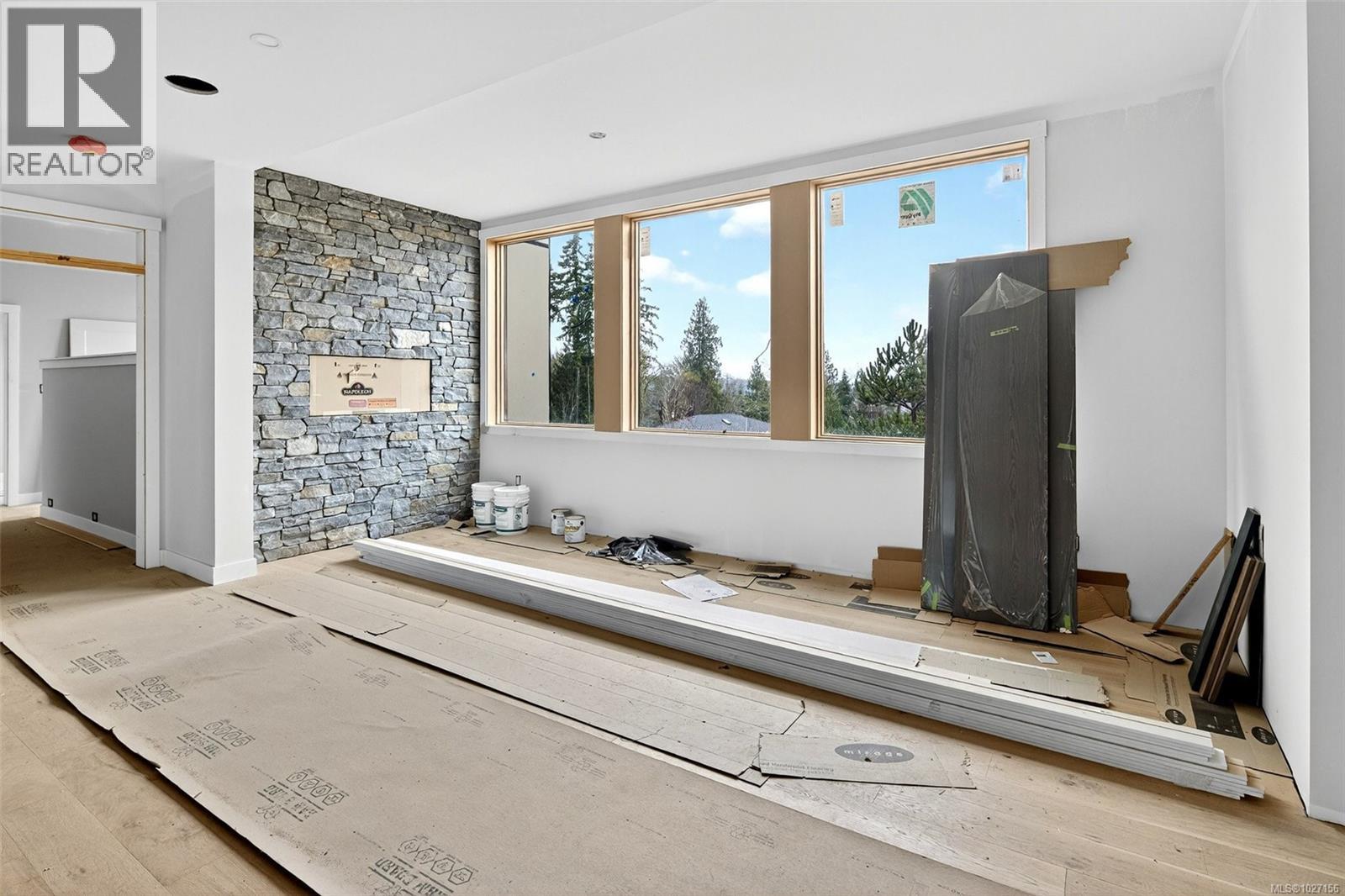  654 SENTINEL Drive, Mill Bay