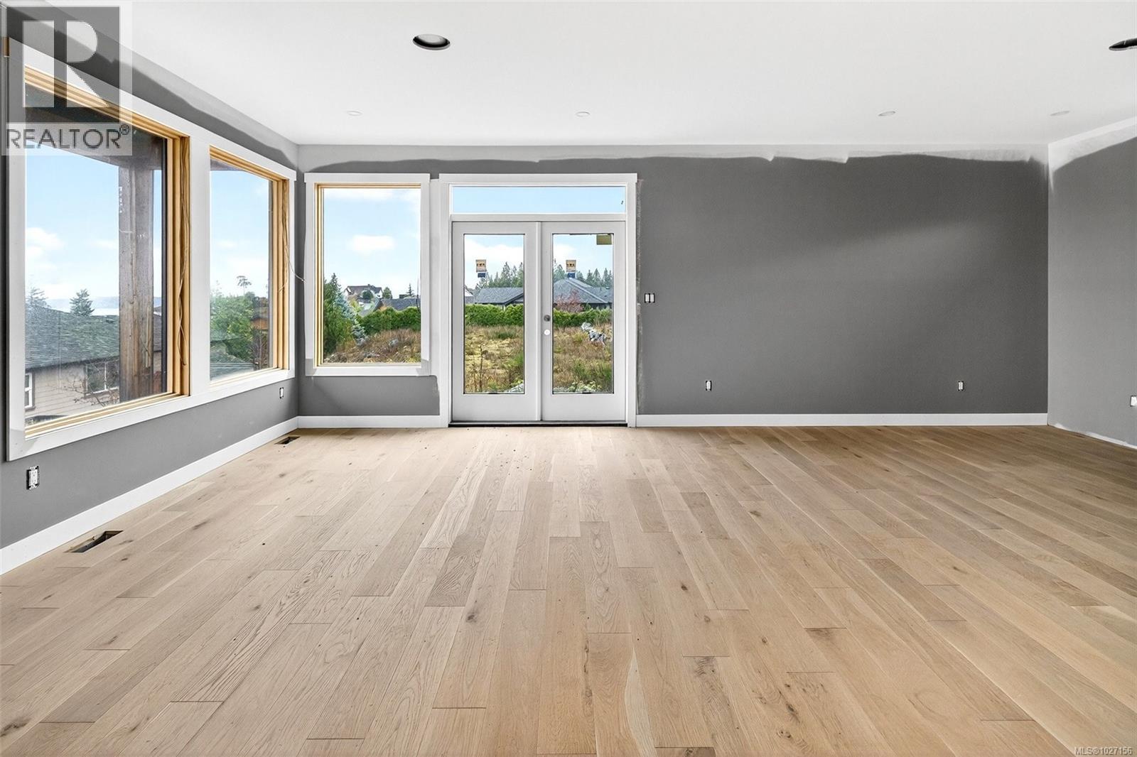  654 SENTINEL Drive, Mill Bay