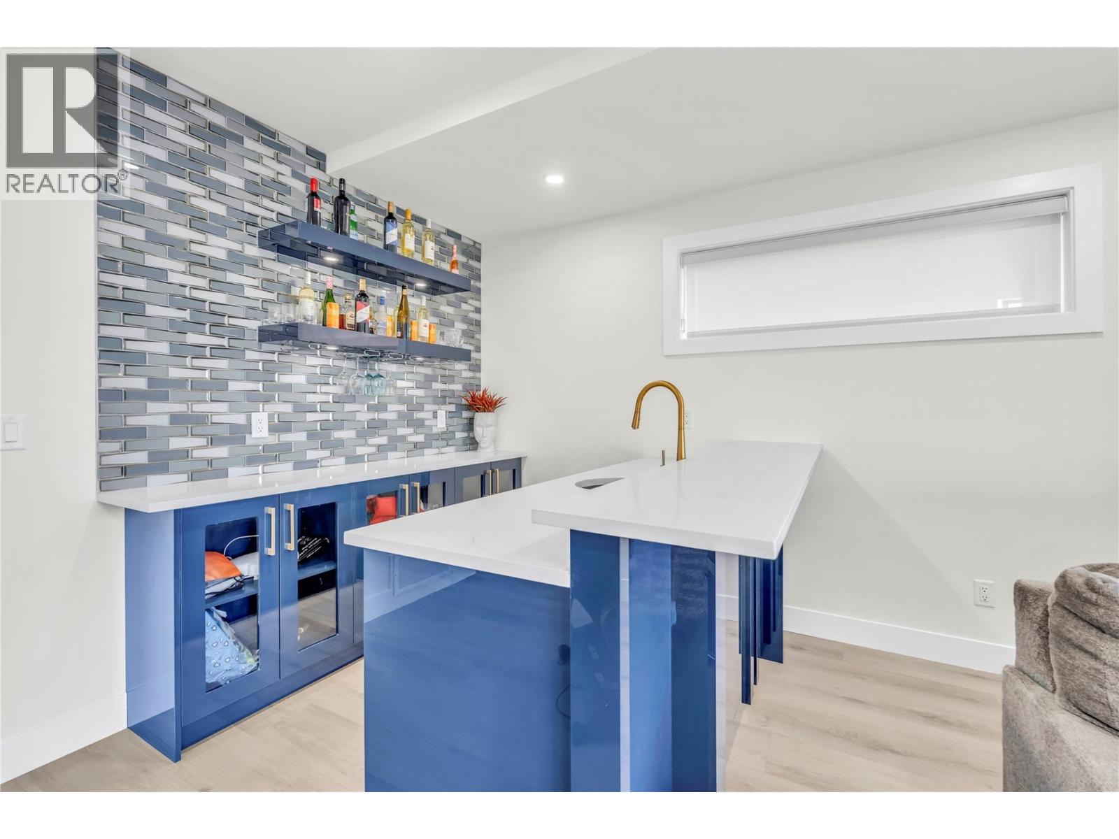 2719 HAWTHORN Drive, Penticton