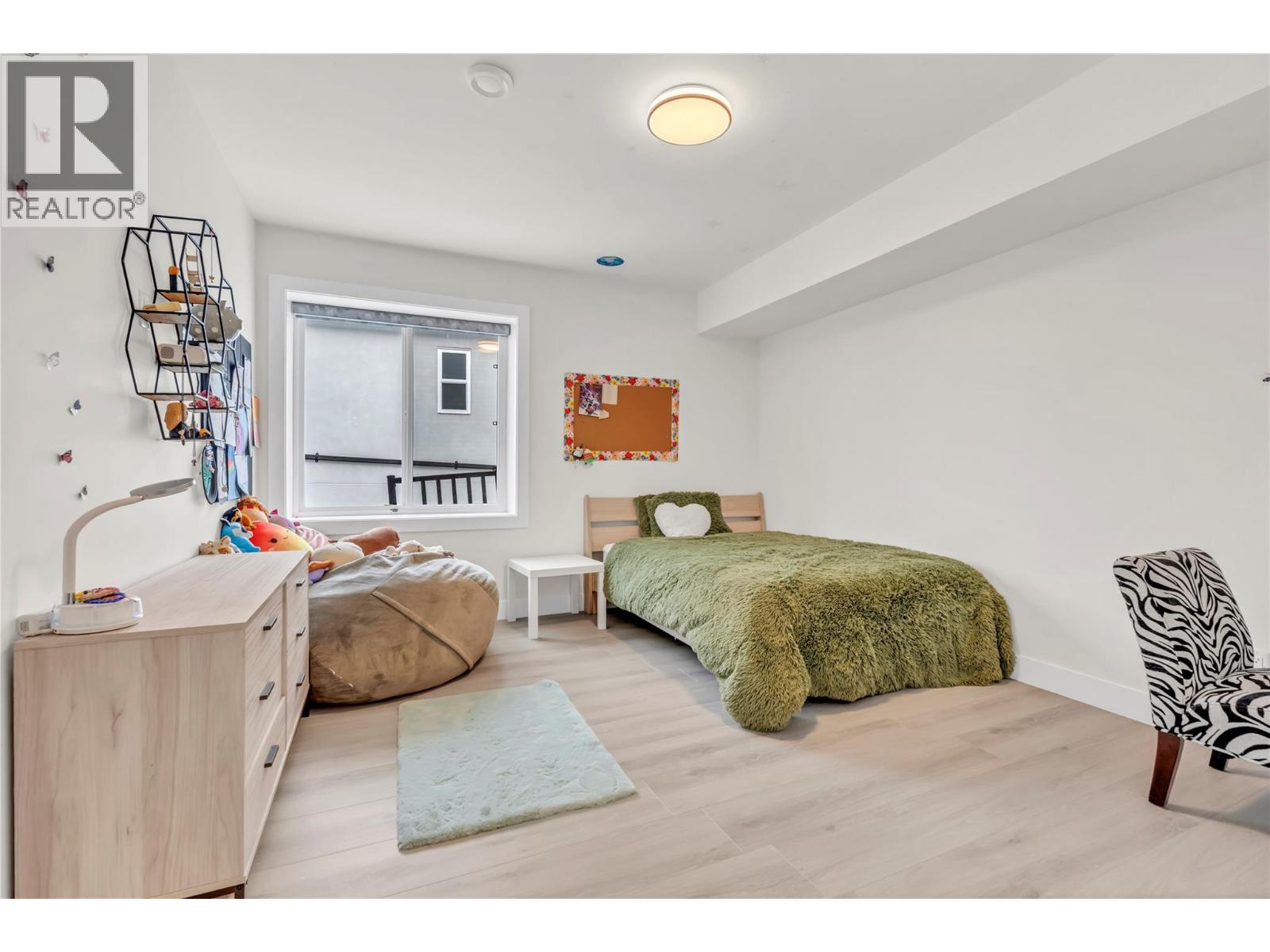 2719 HAWTHORN Drive, Penticton