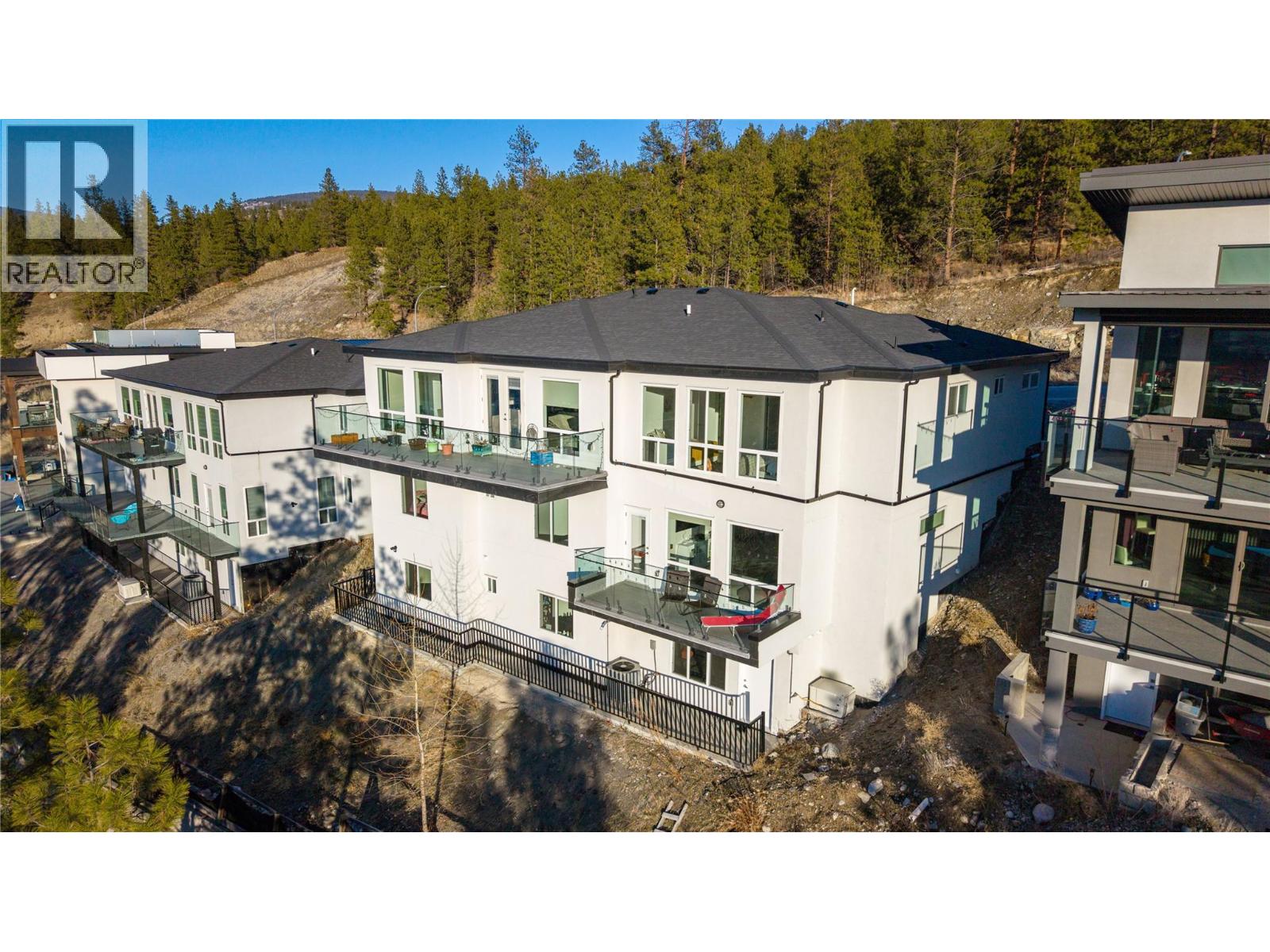 2719 HAWTHORN Drive, Penticton