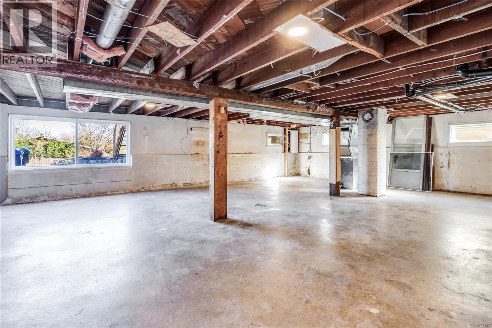 649 McPhee Ave - 25