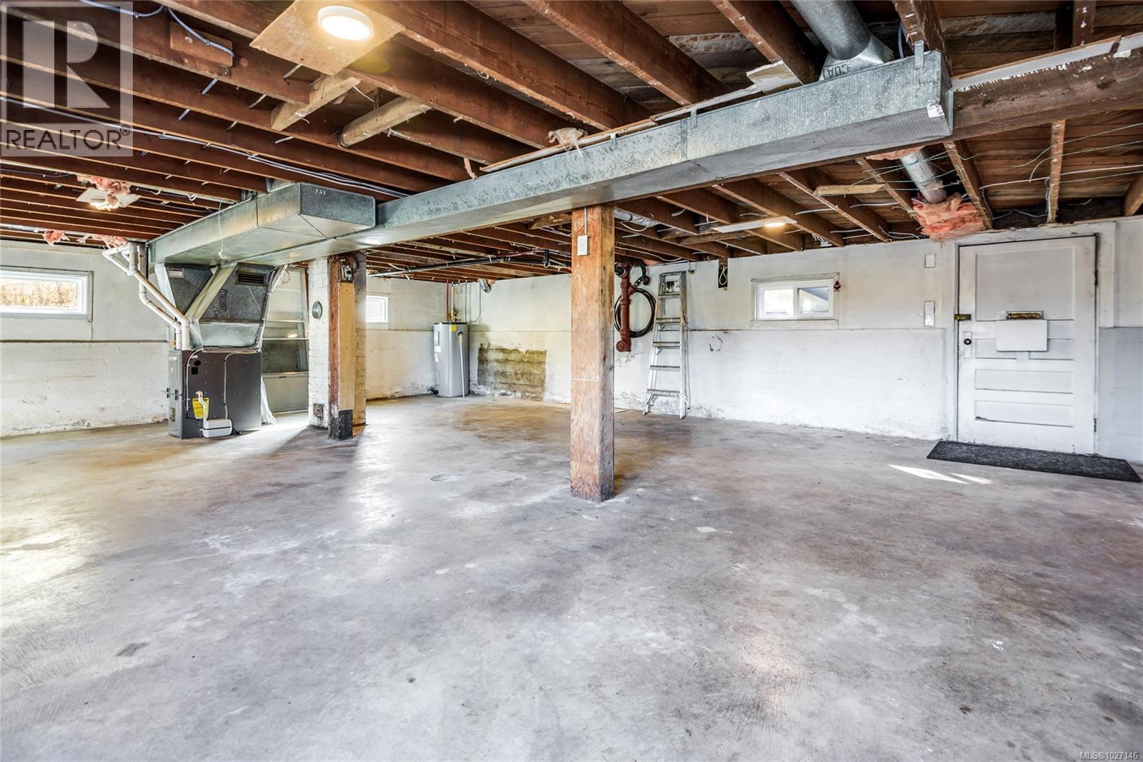 649 McPhee Ave - 24