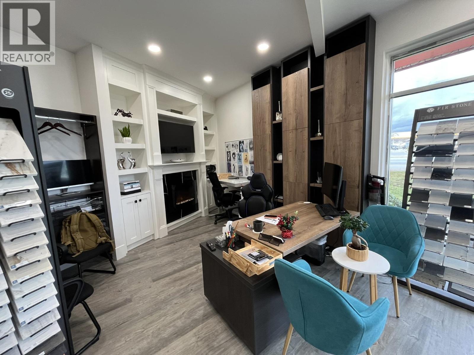 6 20214 LOUGHEED HIGHWAY, Maple Ridge