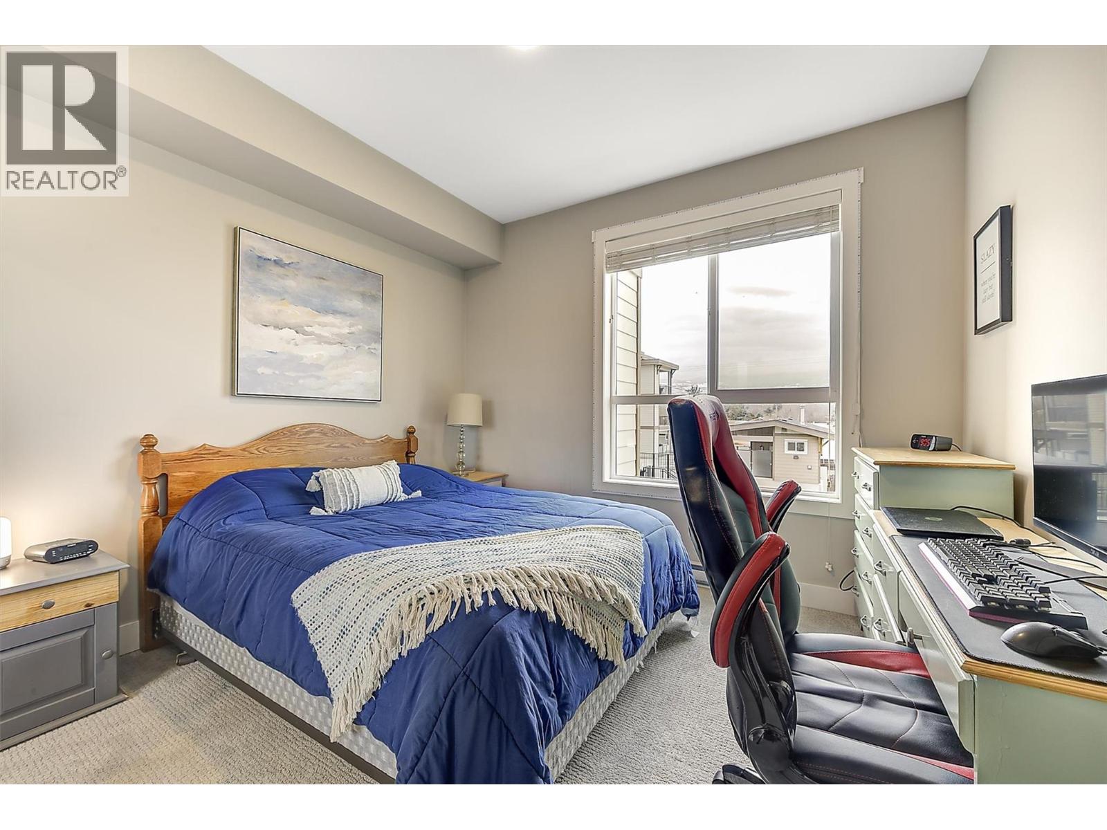 201 3090 Burtch Road, Kelowna