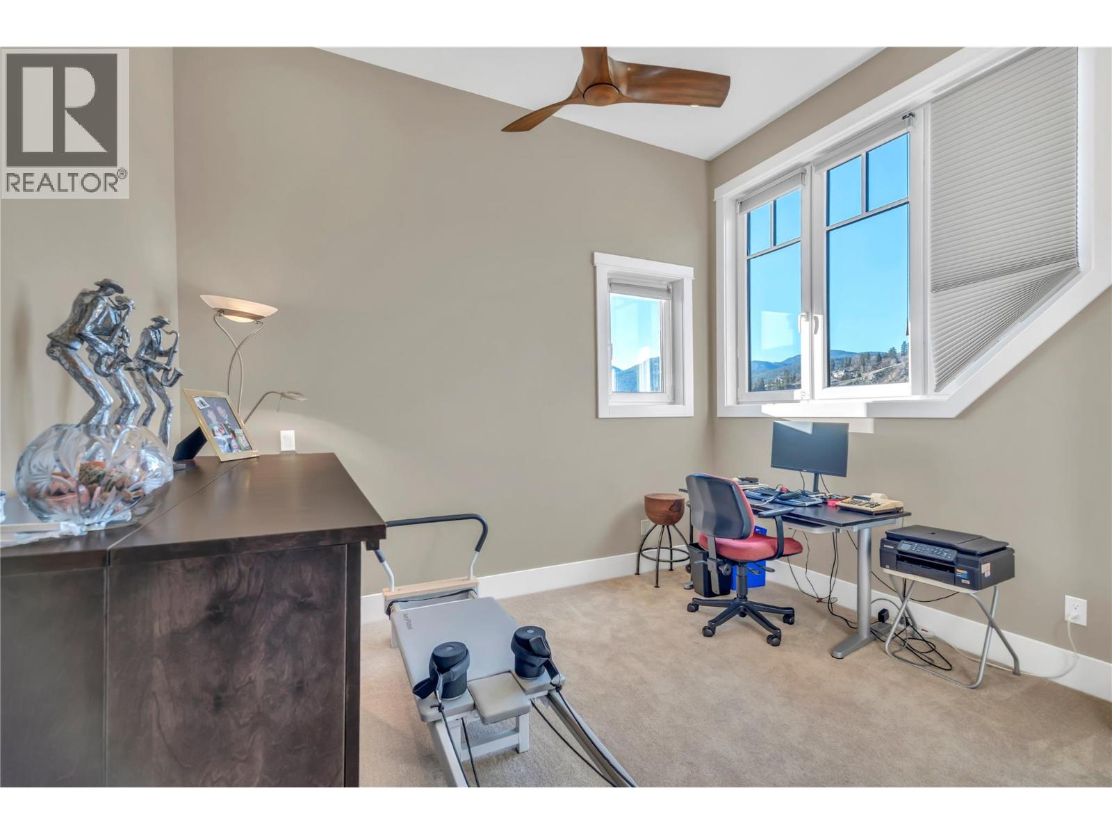 2820 Landry Crescent, Summerland