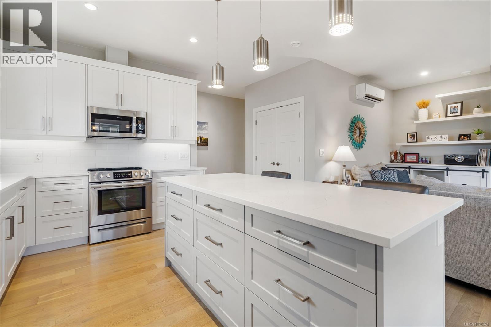 6912 Blanchard Rd, Sooke