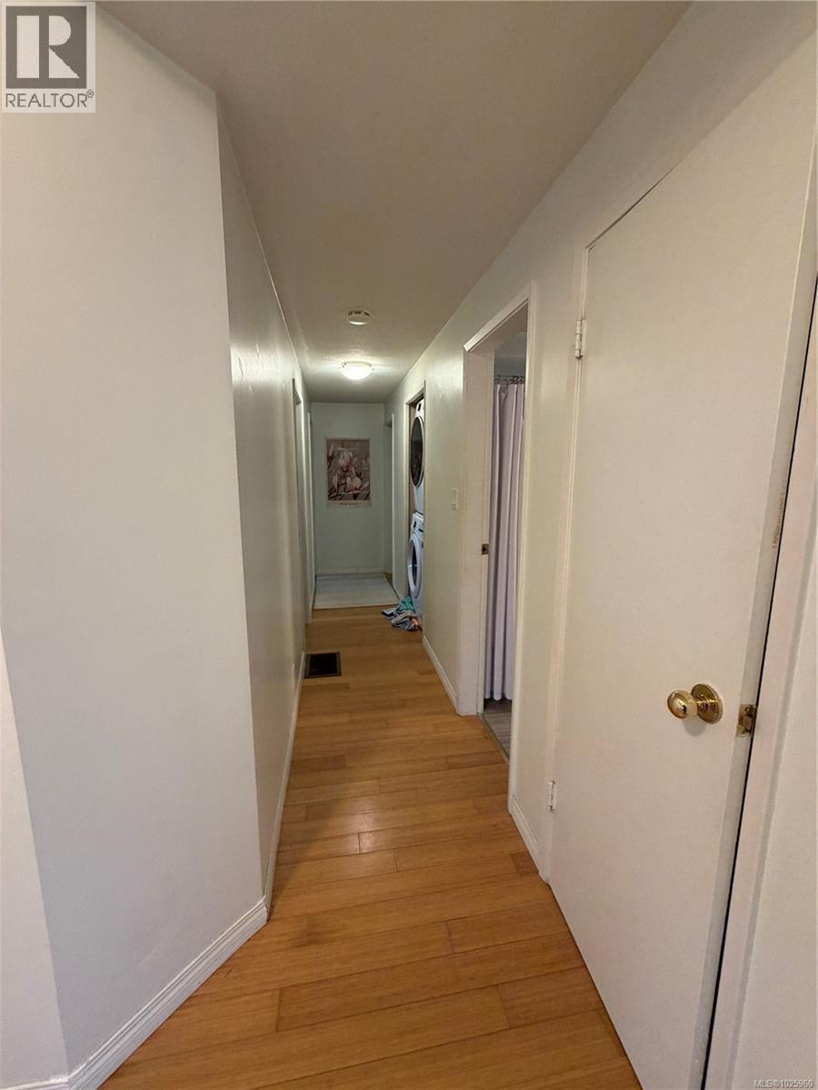 2684 Sea View Rd - 26