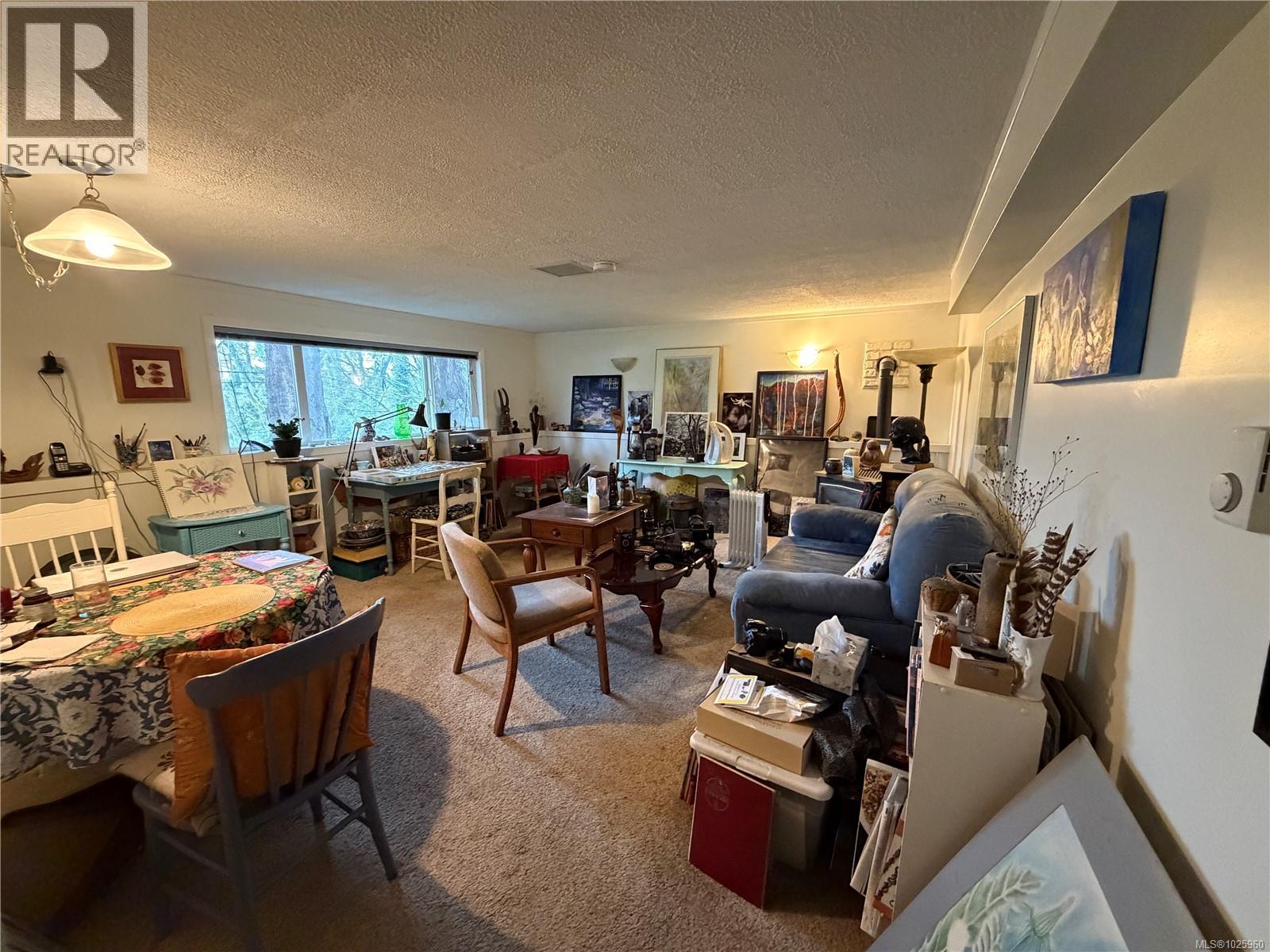  2684 Sea View Road, Saanich