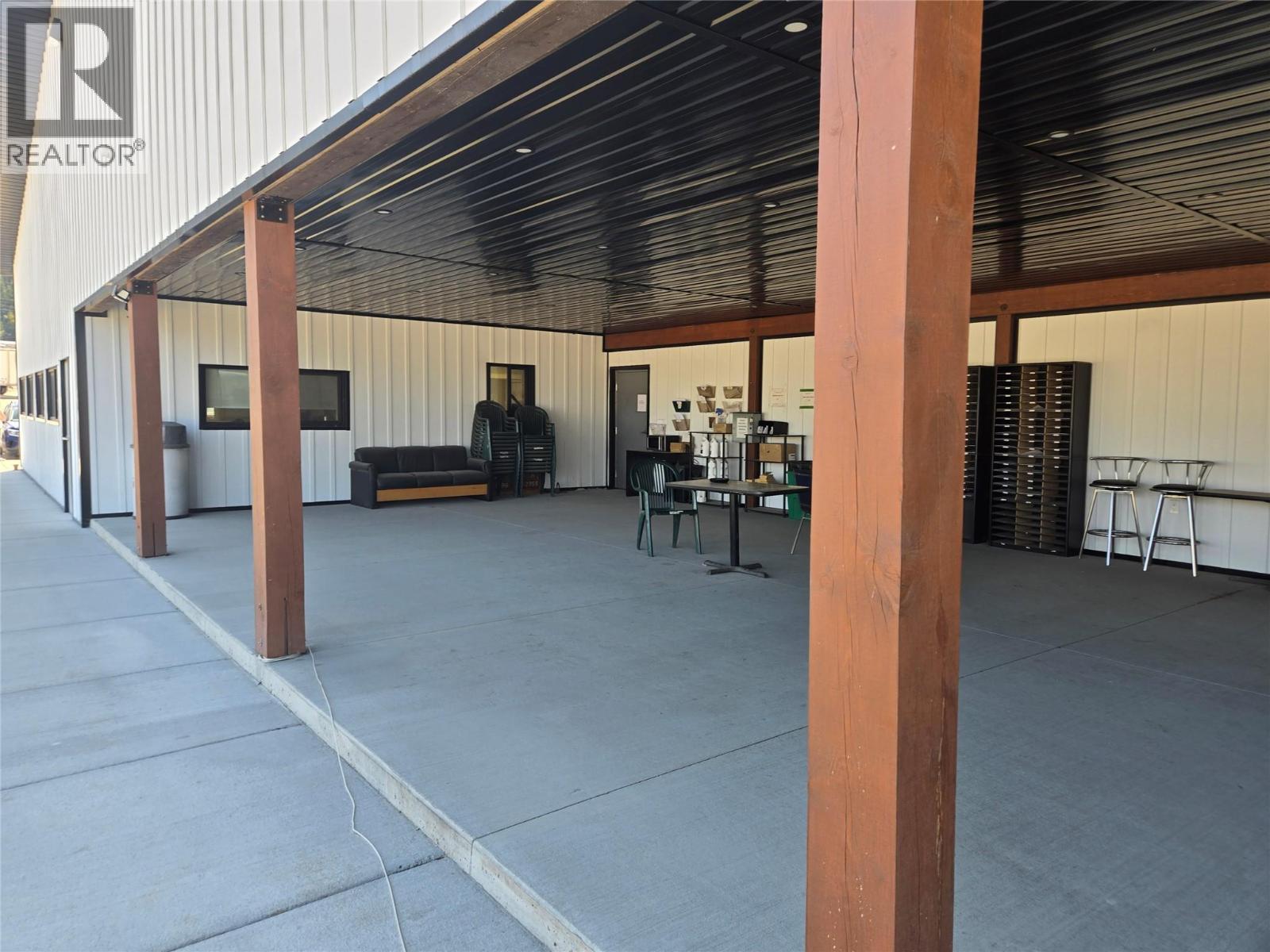 903 Raffan Road - Photo 5 of 45, Armstrong, British Columbia