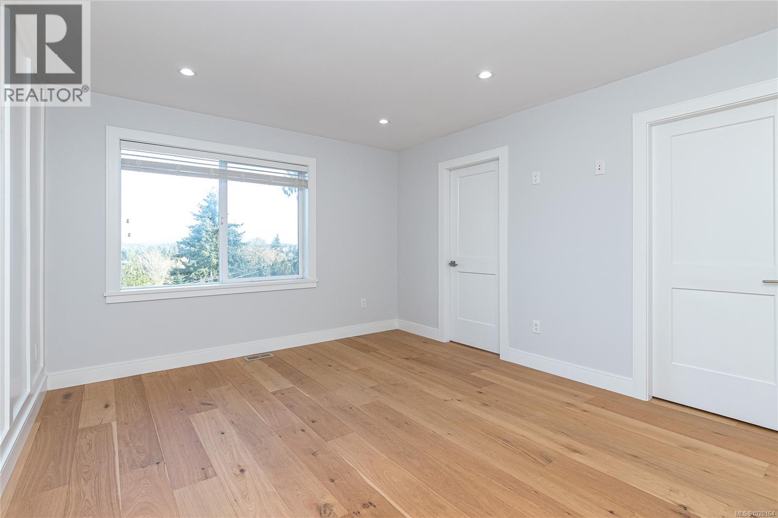  914 Peace Keeping Crescent, Langford