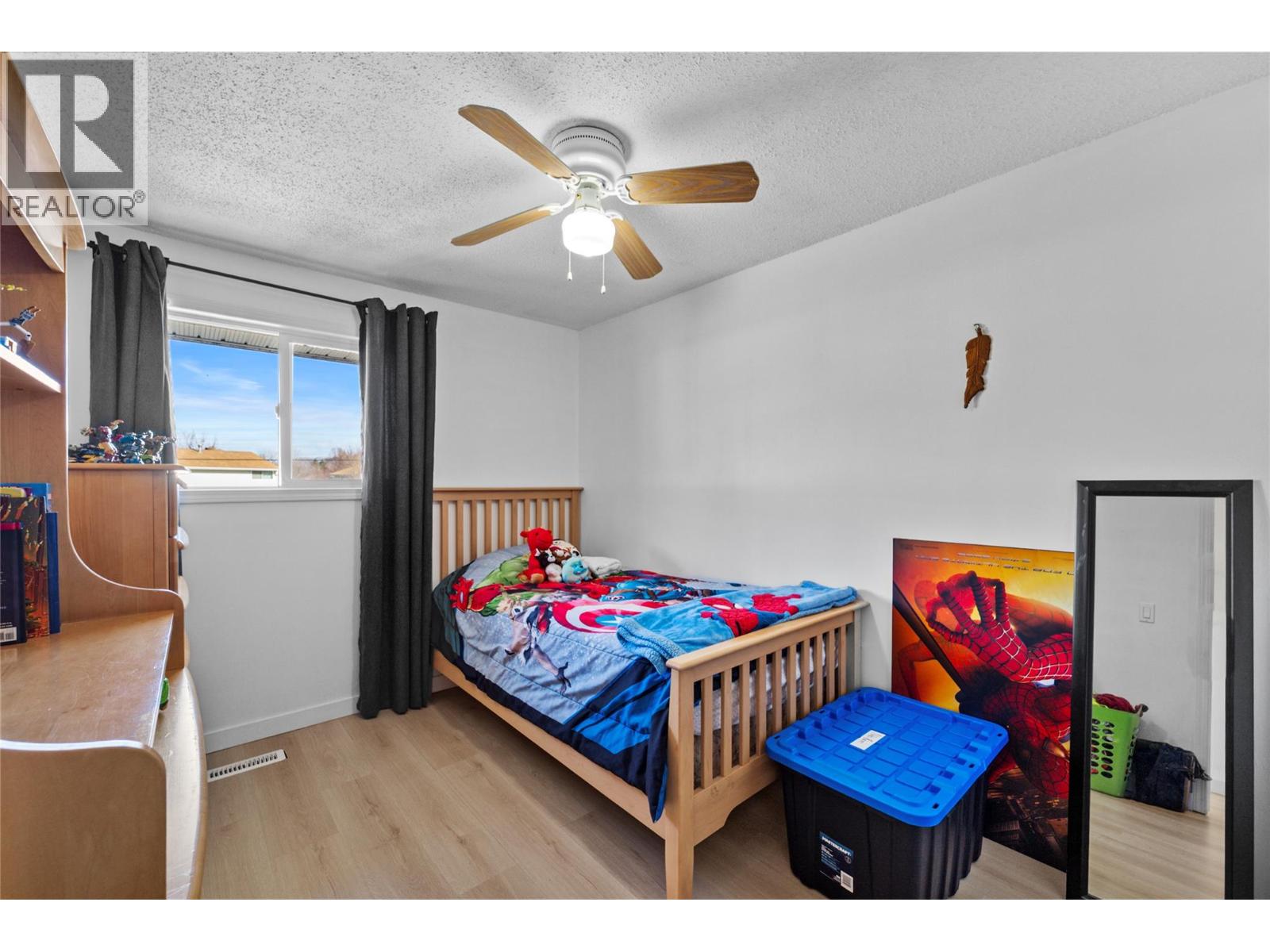 #54 2568 SANDPIPER DRIVE - 22