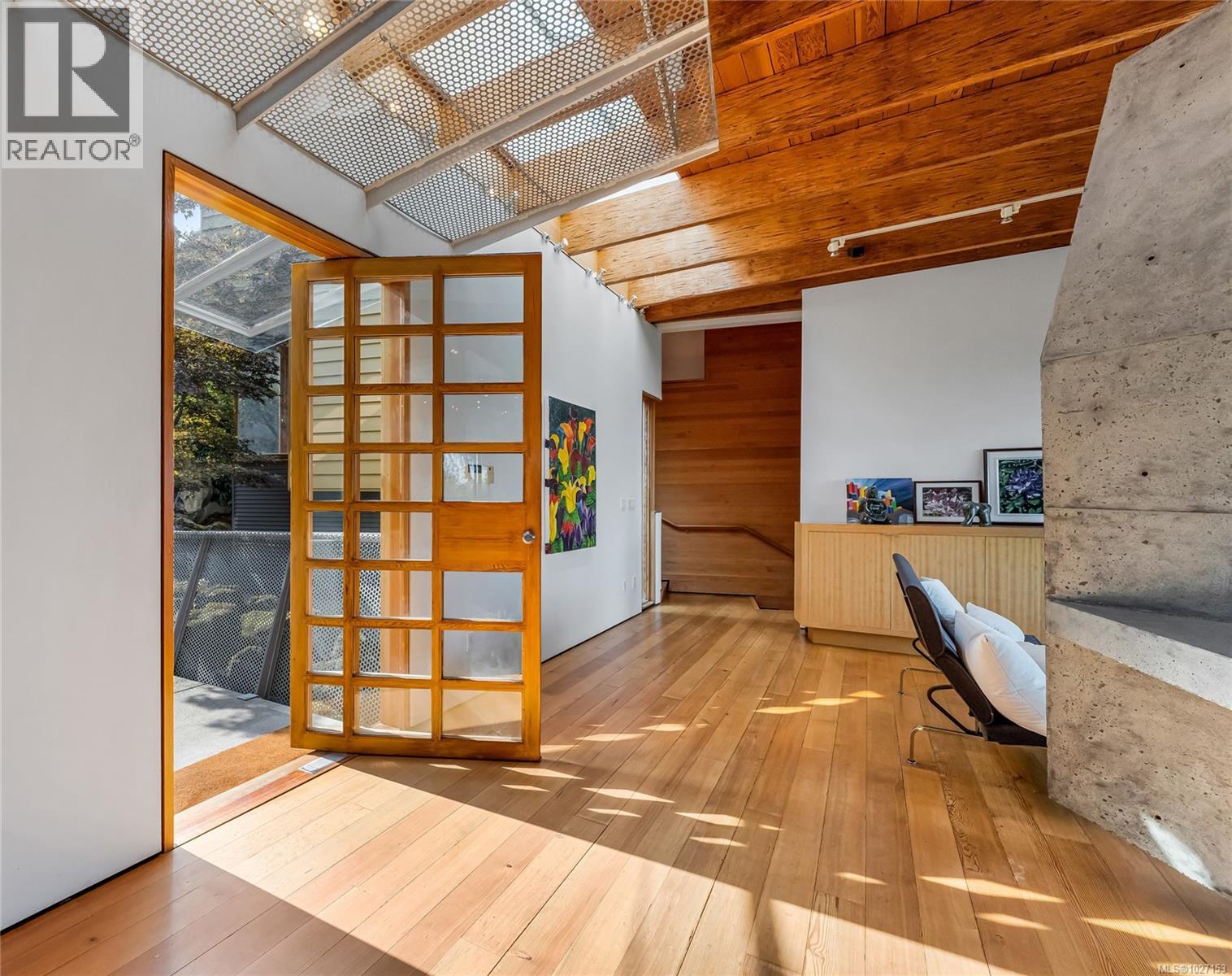 8909 Park Pacific Terr, North Saanich