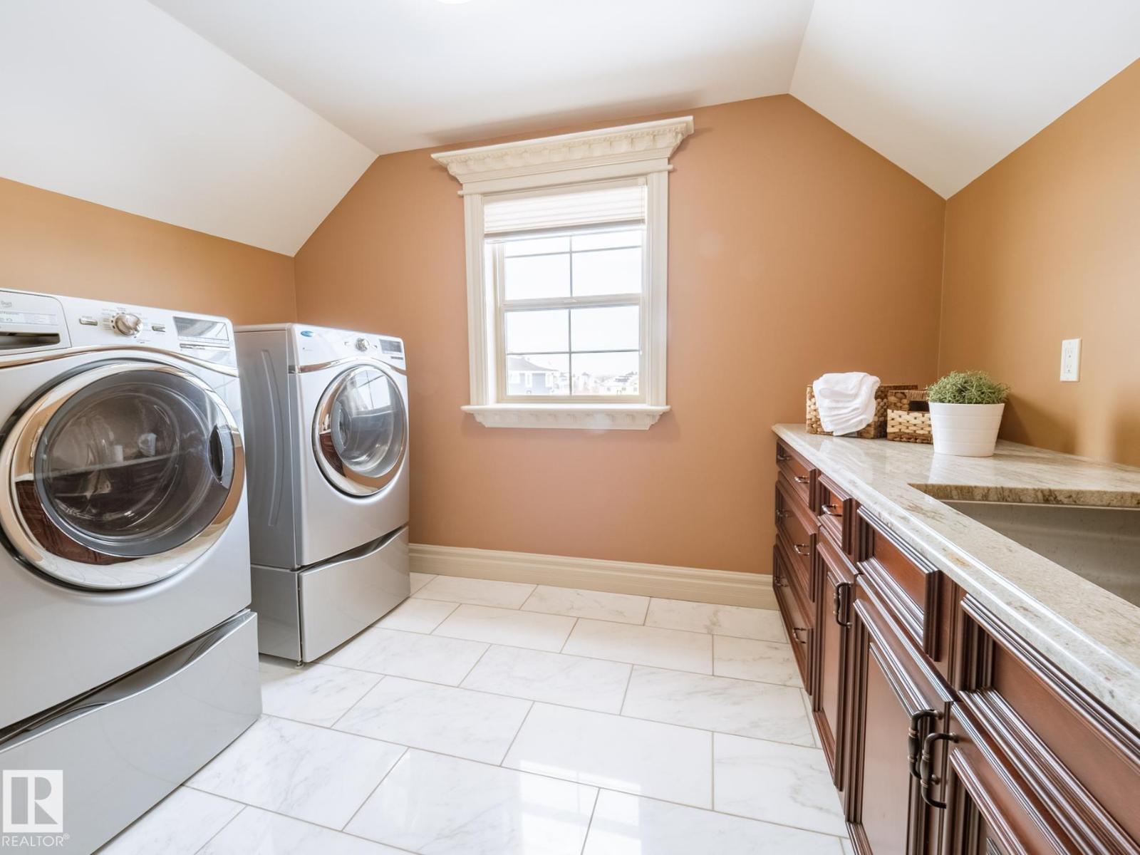 #37 26328 TWP ROAD 532 A, Rural Parkland County