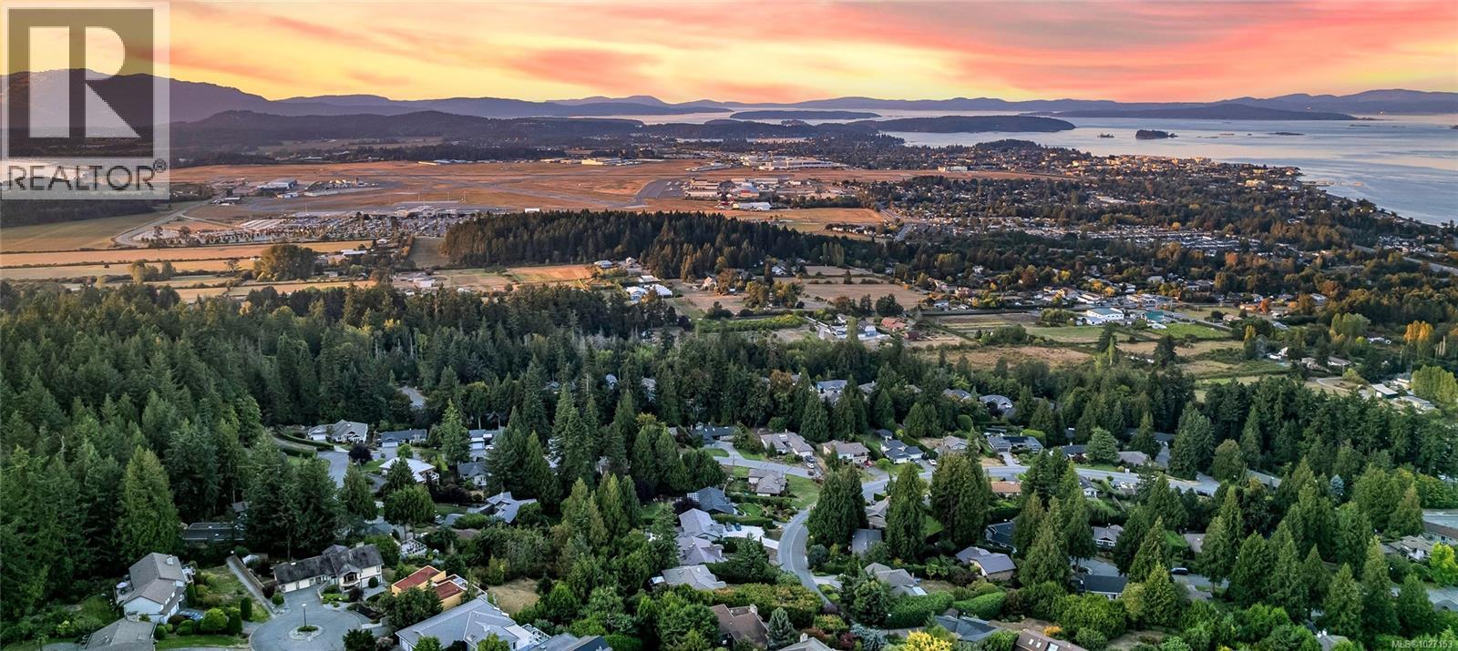 8909 Park Pacific Terr, North Saanich