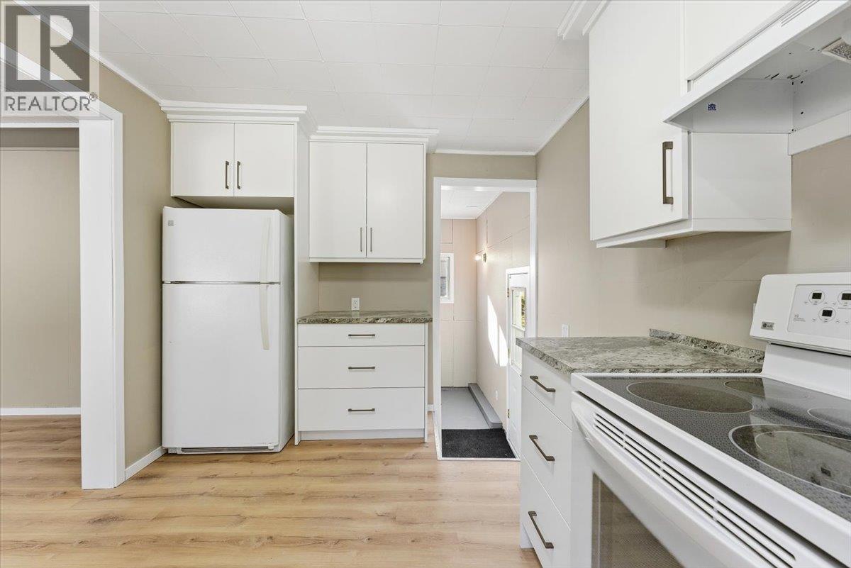 5783 Tuktakamin Road - 5