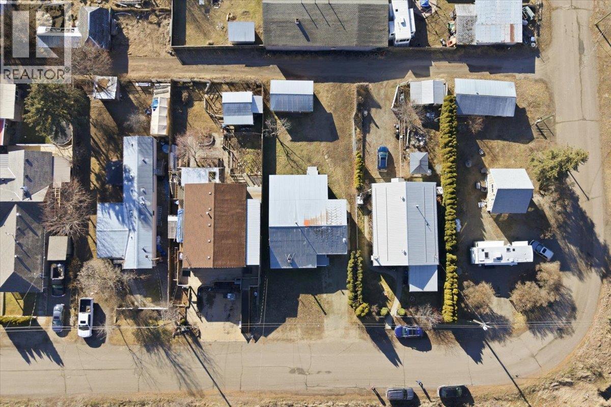 5783 Tuktakamin Road, Falkland