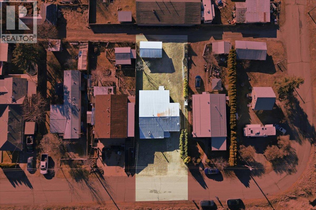 5783 Tuktakamin Road, Falkland