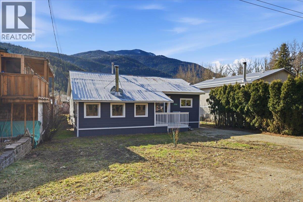 5783 Tuktakamin Road - 1