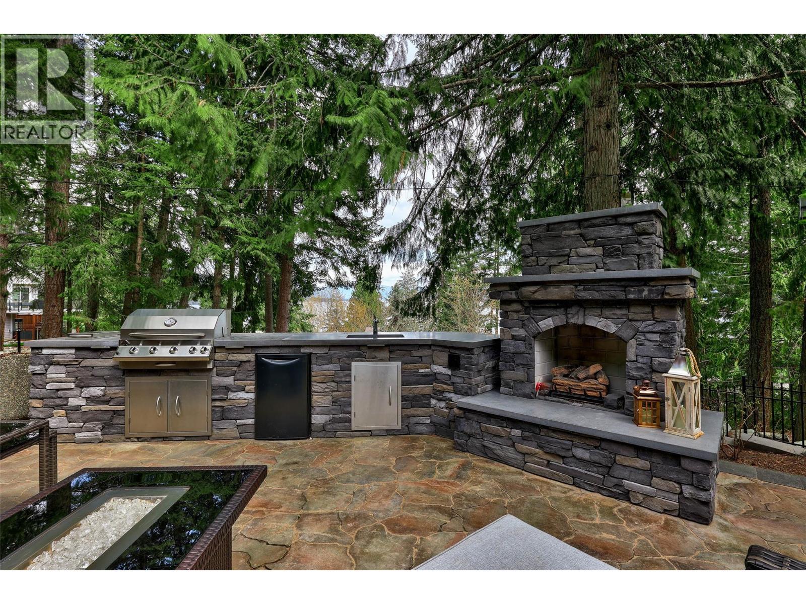  4498 Squilax - Anglemont Road, Scotch Creek