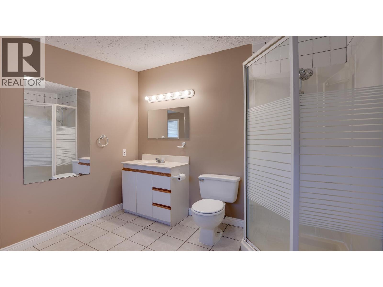 1604 25 Avenue, Vernon