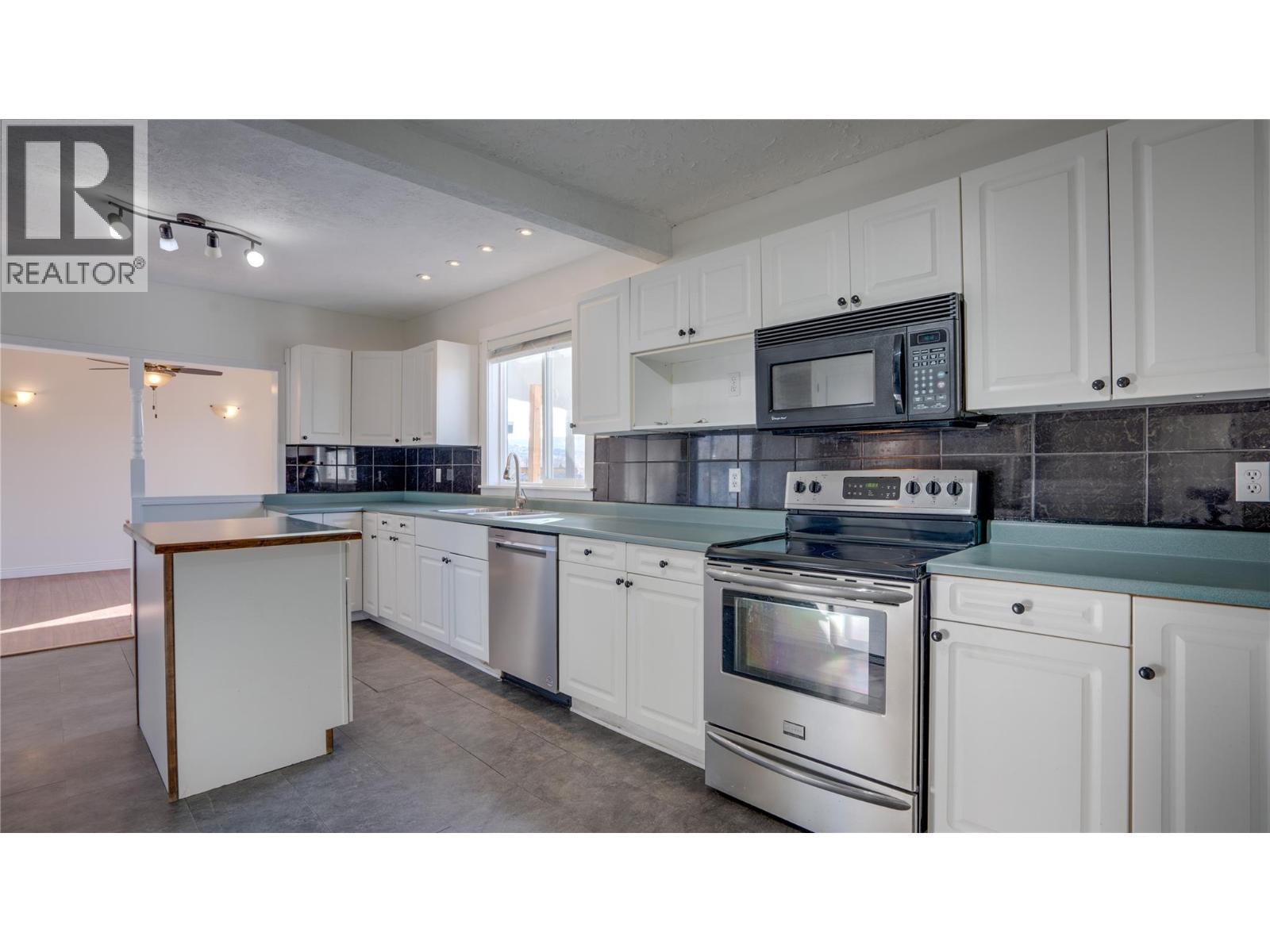 1604 25 Avenue, Vernon