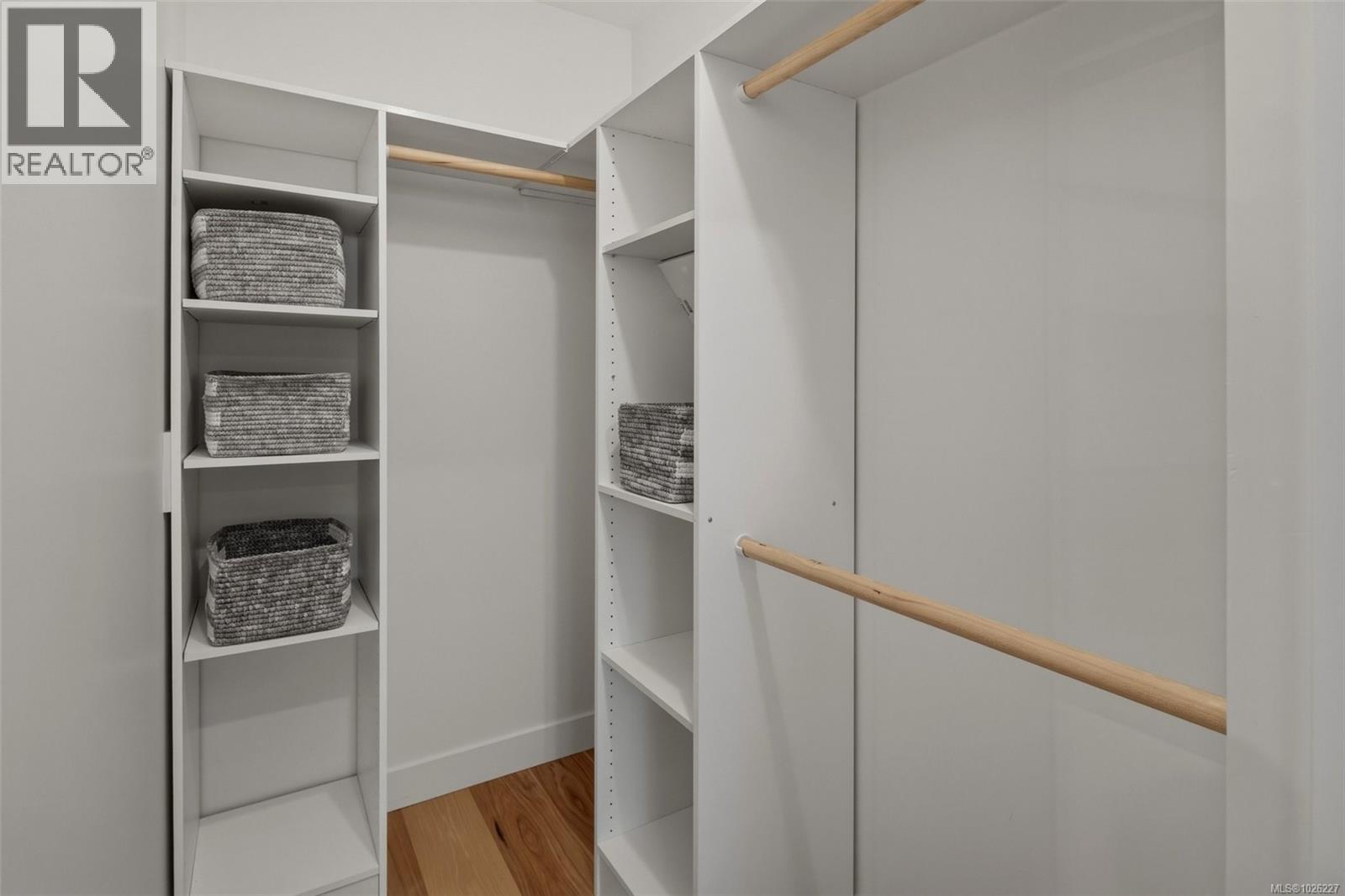 #11 2558 FERGUSON RD - 16