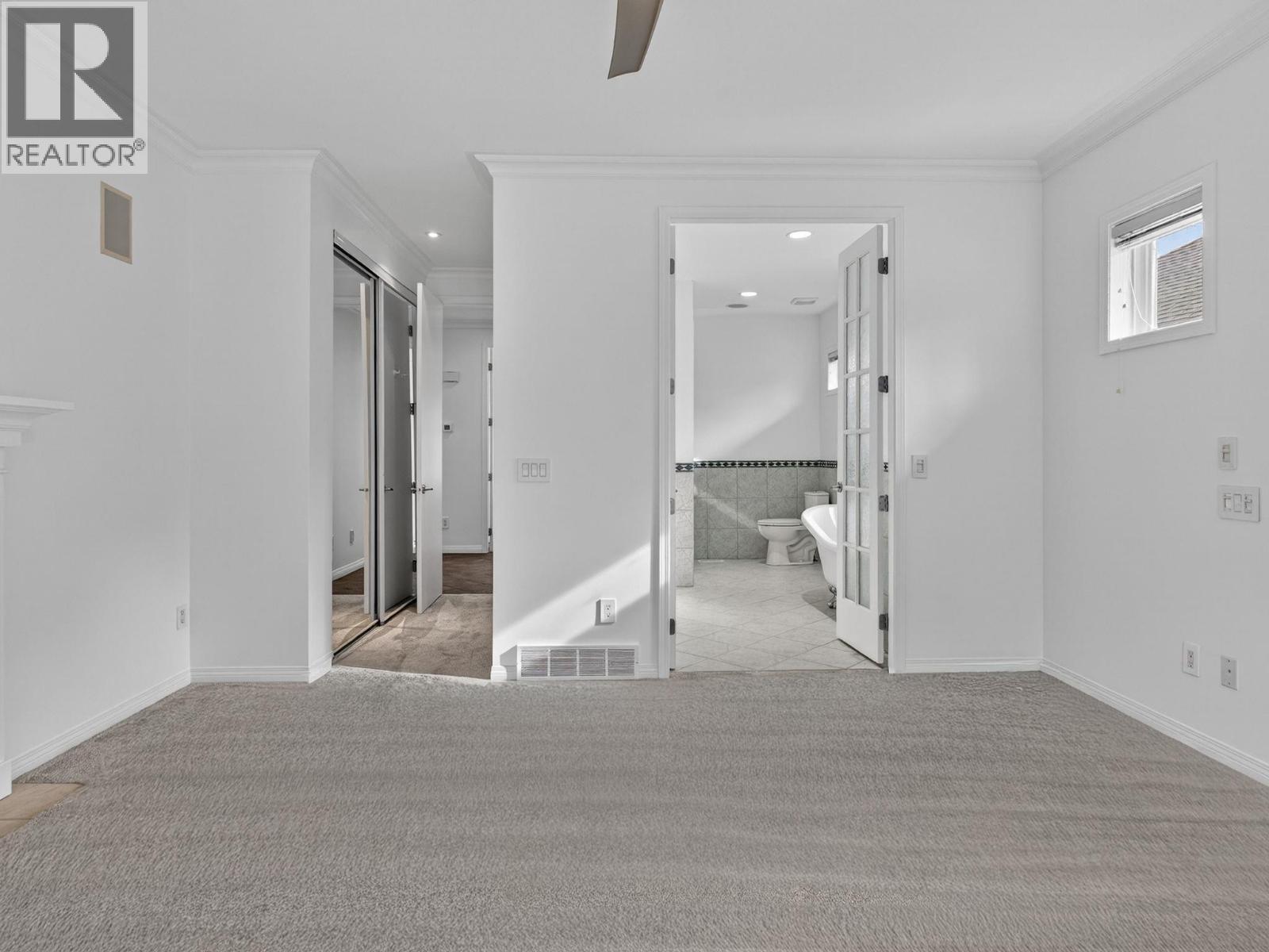 #208 665 Cook Road - 16