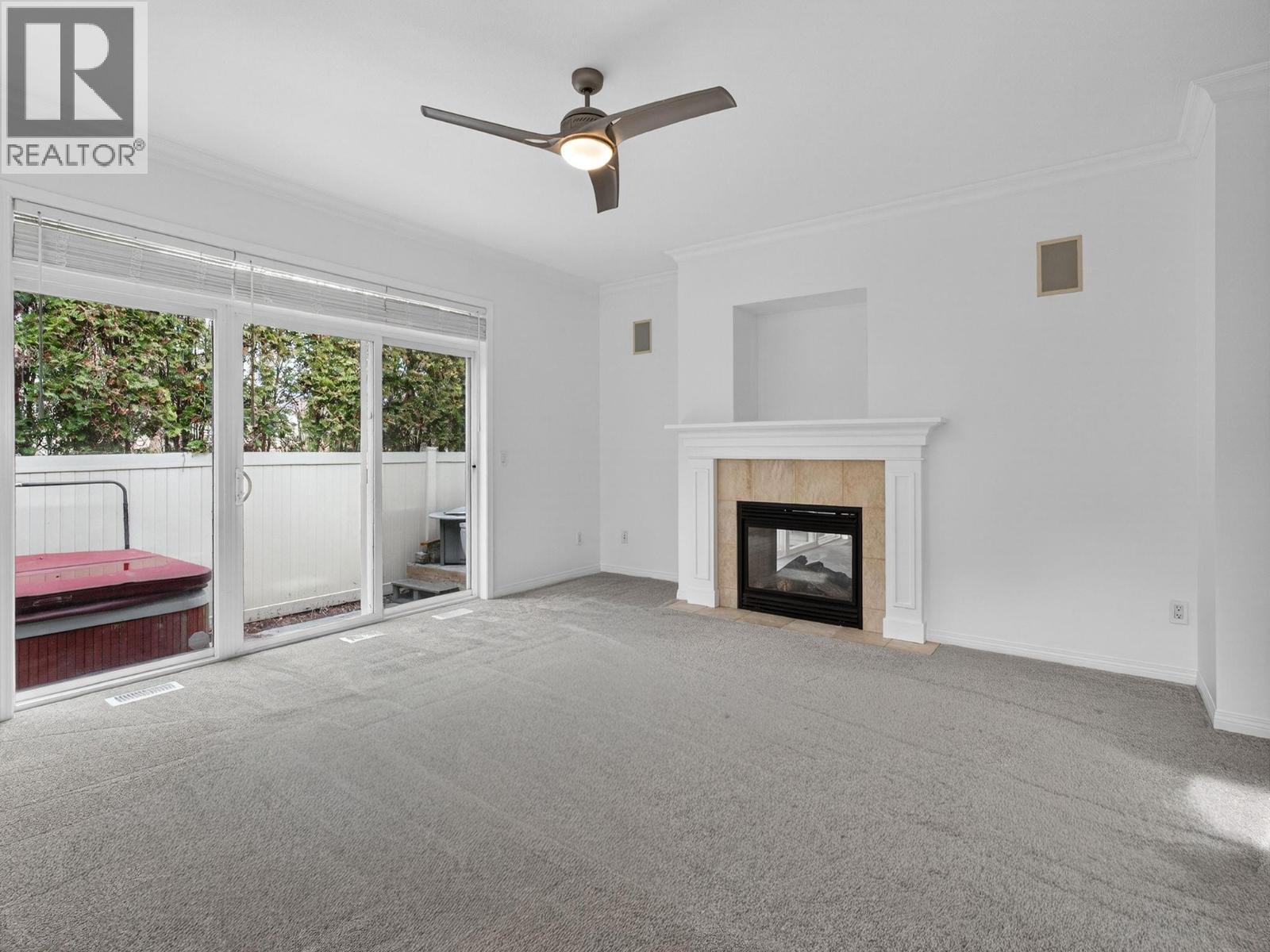 208 665 Cook Road, Kelowna